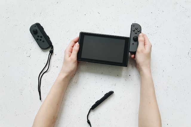 Utiliza los controles inalámbricos de la Nintendo con la tele